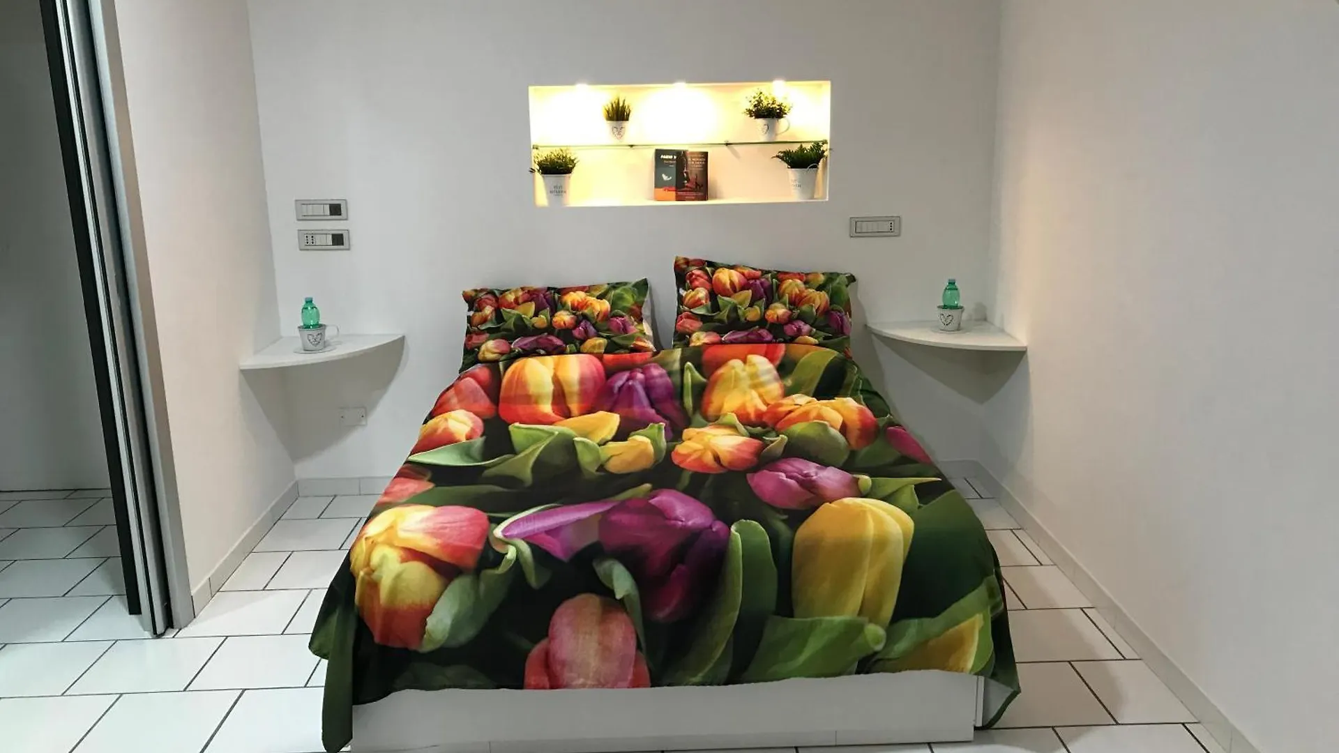 Casa Sandro 8 Nápoles 0*,